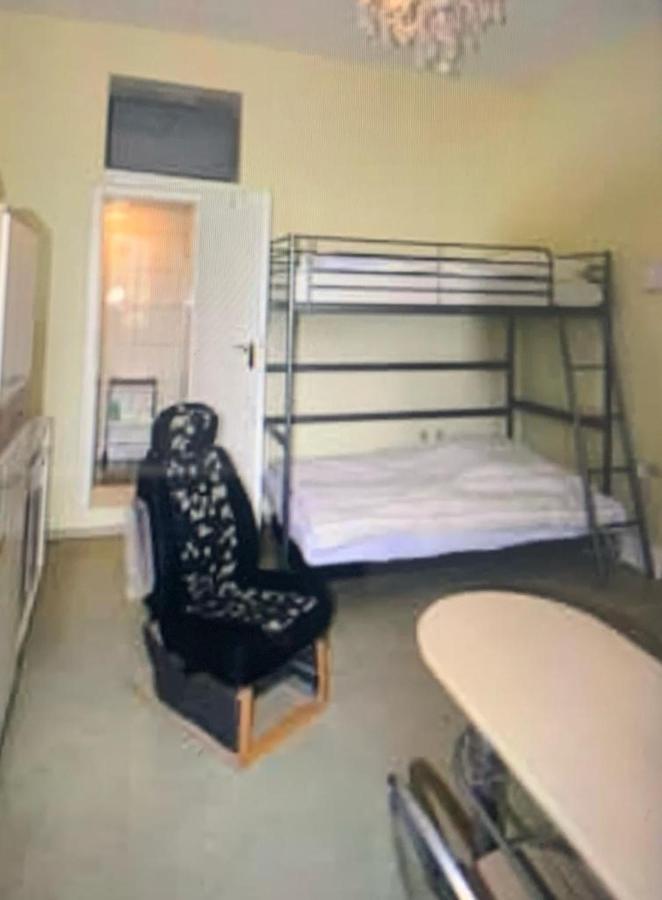 Ma-A2 Single Wohnung Krefeld Dış mekan fotoğraf